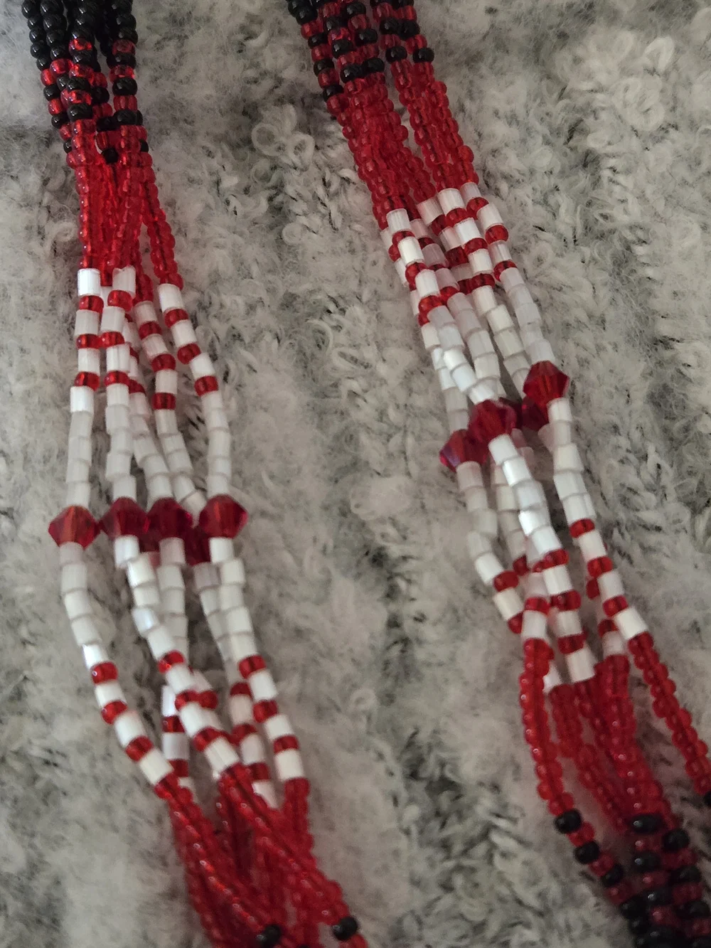Handmade Red, White & Black Beaded Dangle Earrings With Mini Hearts - Picture 3 of 5
